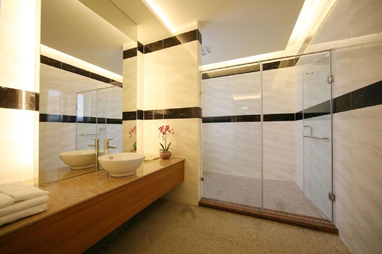 Hua Mu Lan Hotel Shalu Exteriör bild